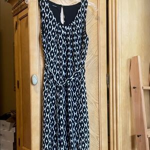 Maurice’s black and white pattern dress size small